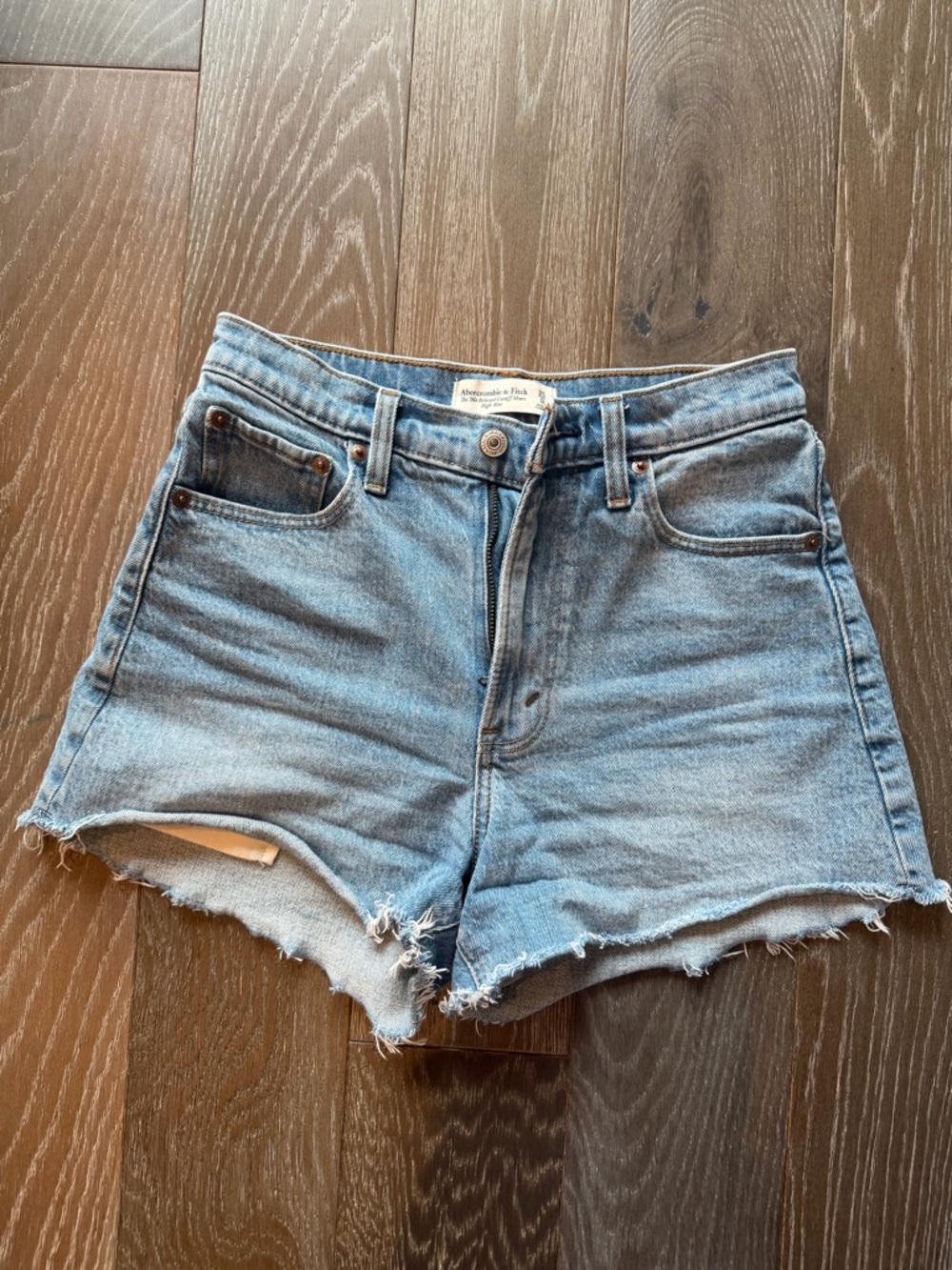 Abercrombie & Fitch 90s Relaxed Cutoff Shorts High Rise